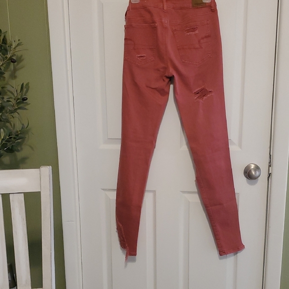 American Eagle Outfitters Coral Distressed Skinny Jeans - Picture 3 of 6
